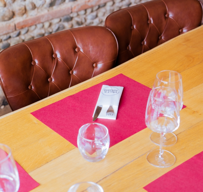 img_restaurant-table-emile-fernand2